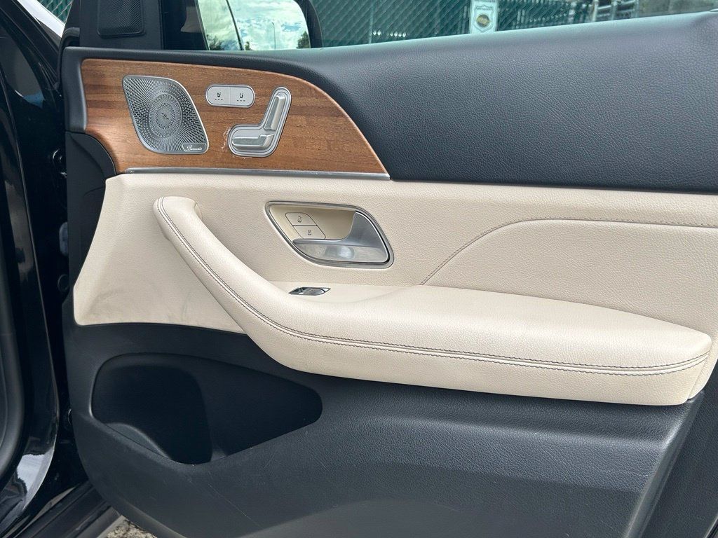 Used 2021 Mercedes-Benz GLE 350 image 32