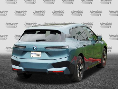Used 2024 BMW iX xDrive50 w/ Premium Package AWD/4WD image 8