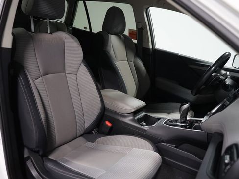 Used 2021 Subaru Outback Premium image 25