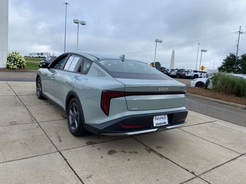 Used 2025 Kia K4 FWD image 9
