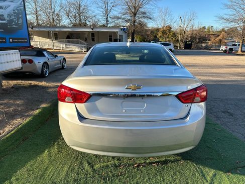 Used 2019 Chevrolet Impala LT image 6