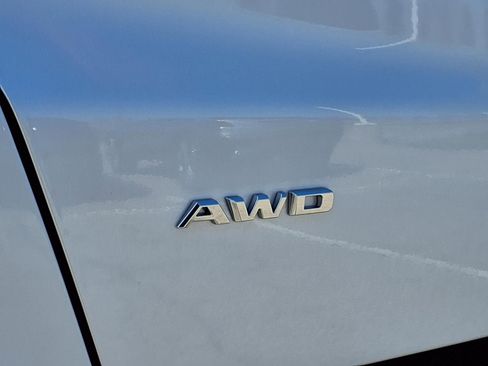 New 2026 Cadillac XT5 Premium Luxury AWD/4WD image 7