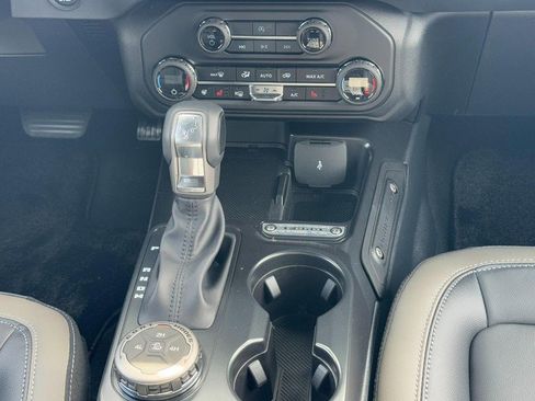 New 2026 Ford Bronco Outer Banks image 9