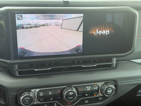 New 2026 Jeep Gladiator Mojave AWD/4WD image 18