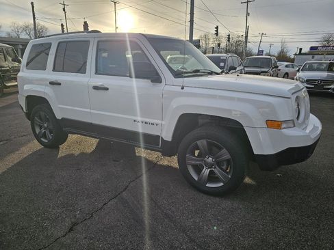 Used 2017 Jeep Patriot Sport image 17