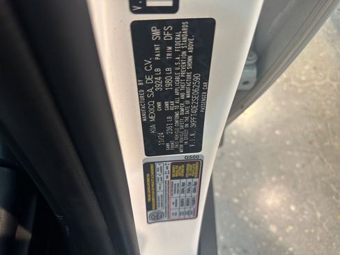 Used 2025 Kia K4 LXS image 29