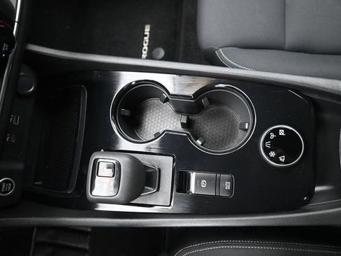 Certified 2023 Nissan Rogue S AWD/4WD image 18