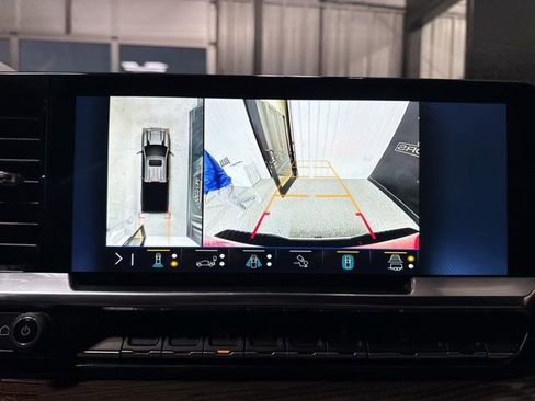 Used 2025 Chevrolet Silverado 2500 LT w/ All Star Edition image 13