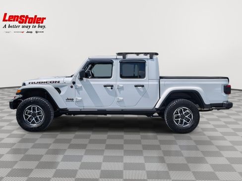 Used 2024 Jeep Gladiator Rubicon image 2