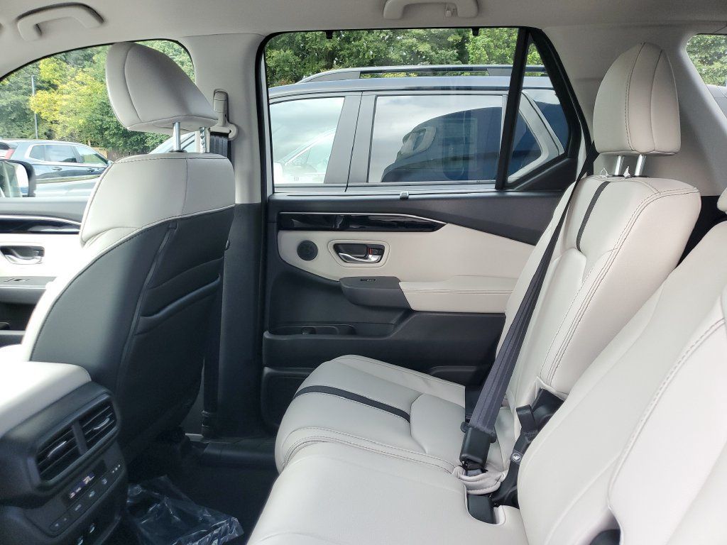 New 2026 Honda Pilot EX-L image 9