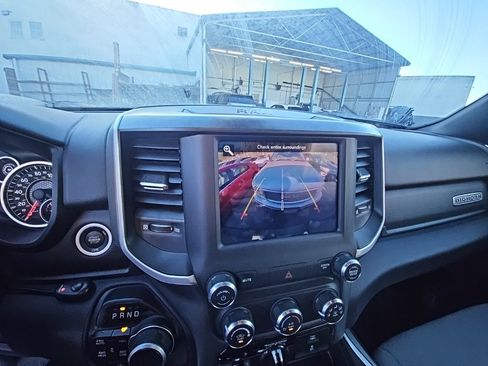 Used 2021 RAM 1500 Big Horn image 17