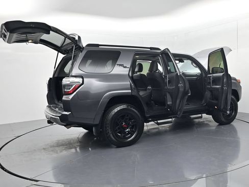Used 2023 Toyota 4Runner TRD Off-Road Premium w/ Off Road Premium Plus Package AWD/4WD image 74