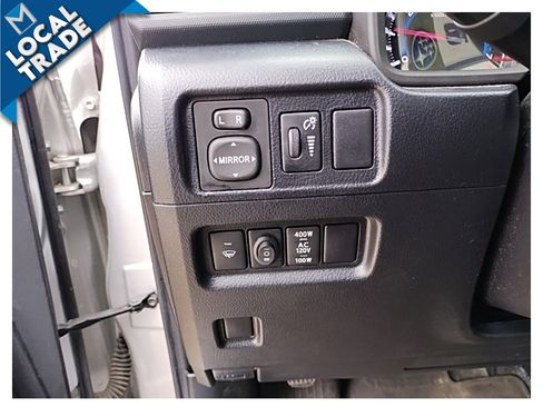 Used 2018 Toyota 4Runner TRD Off-Road image 13