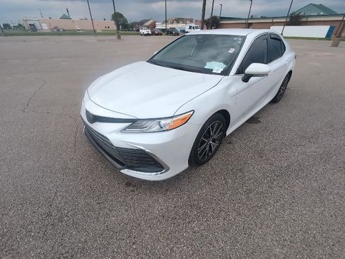 Certified 2023 Toyota Camry XLE FWD image 12
