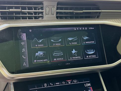 Used 2023 Audi RS 6 w/ Executive Package AWD/4WD image 24