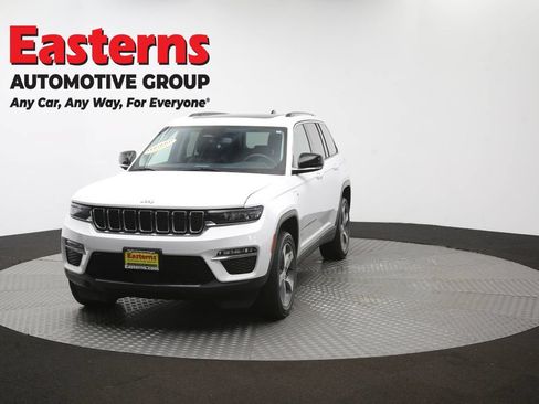 Used 2023 Jeep Grand Cherokee 4WD 4xe image 57