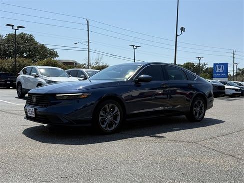 Used 2024 Honda Accord EX image 9