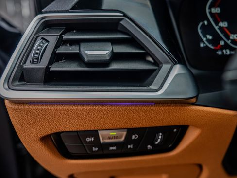 Used 2021 BMW M340i w/ Parking Assistance Package image 18