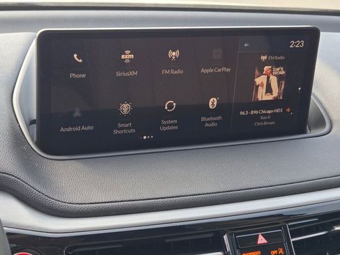 Used 2023 Acura MDX FWD image 36