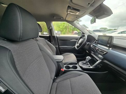 Used 2023 Kia Seltos S image 12