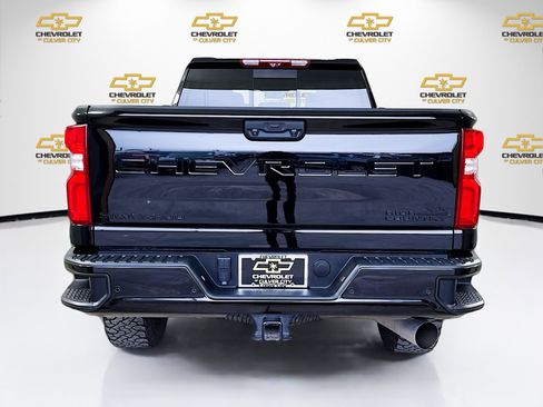 Used 2024 Chevrolet Silverado 2500 High Country w/ Midnight Edition AWD/4WD image 6