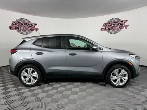 Used 2024 Buick Encore GX Preferred w/ Comfort Package AWD/4WD image 8