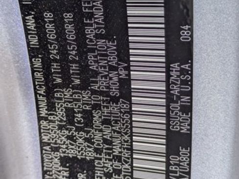 Used 2019 Toyota Highlander XLE image 24