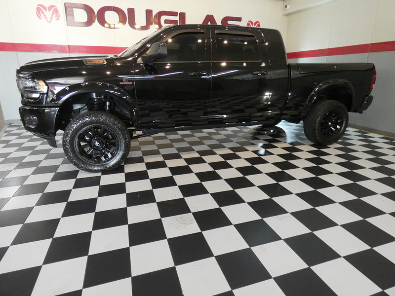 Used 2022 RAM 3500 Limited AWD/4WD image 1