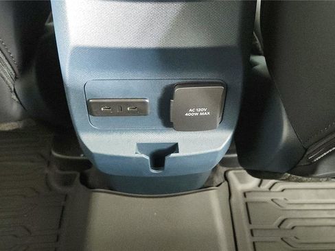 Used 2026 Ford Maverick Tremor AWD/4WD image 16