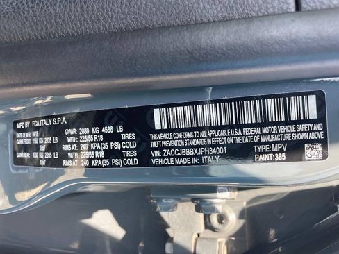 Used 2018 Jeep Renegade Altitude w/ UConnect 8.4 Nav Group AWD/4WD image 32