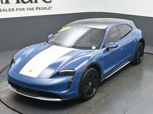 Used 2021 Porsche Taycan 4 Cross Turismo AWD/4WD image 44