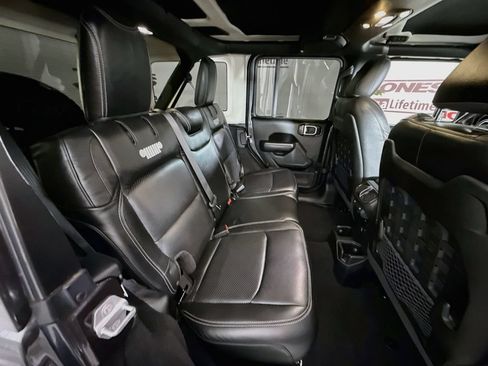 Used 2020 Jeep Wrangler Unlimited Rubicon AWD/4WD image 28