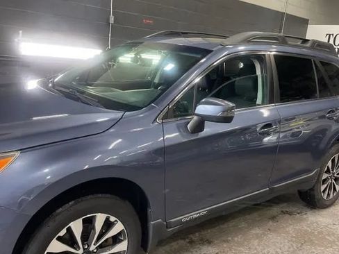 Used 2017 Subaru Outback 2.5i Limited AWD/4WD image 2