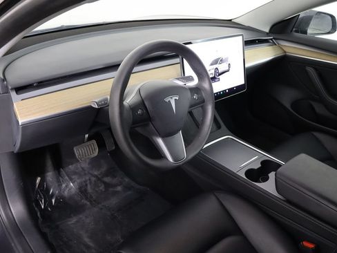 Used 2023 Tesla Model 3 Standard Range RWD image 21