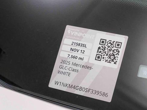 Certified 2025 Mercedes-Benz GLC 300 image 27