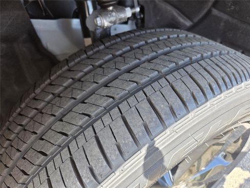 New 2025 Jeep Grand Cherokee Altitude image 35