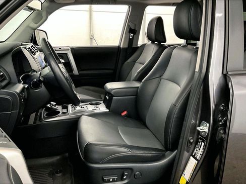 Used 2023 Toyota 4Runner SR5 Premium image 24