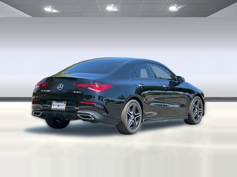 Used 2023 Mercedes-Benz CLA 250 4MATIC image 9