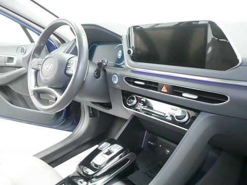 Used 2022 Hyundai Sonata Limited w/ Cargo Package FWD image 28
