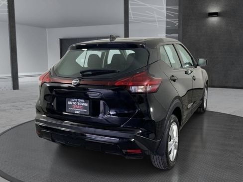 Used 2025 Nissan Kicks Play S FWD image 4