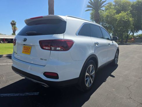 Used 2019 Kia Sorento EX FWD image 8