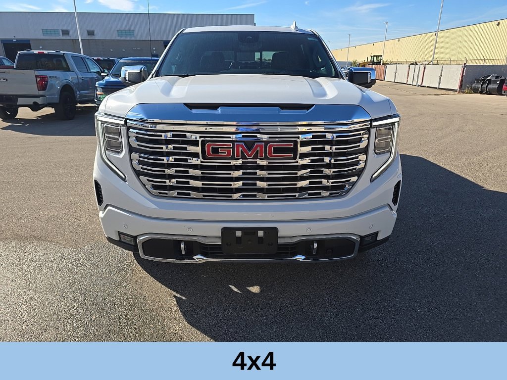 Used 2024 GMC Sierra 1500 Denali w/ Denali Reserve Package AWD/4WD image 2