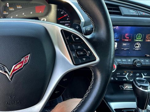Used 2015 Chevrolet Corvette Stingray Convertible w/ 2LT Preferred Equipment Group RWD image 8
