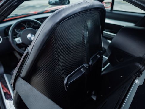 Used 2005 Ford GT RWD image 38