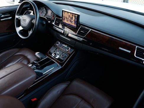 Used 2014 Audi A8 L TDI w/ Premium Package image 21