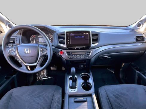 Used 2017 Honda Pilot EX image 15