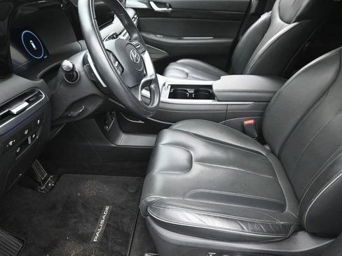 Used 2024 Hyundai Palisade Calligraphy image 15