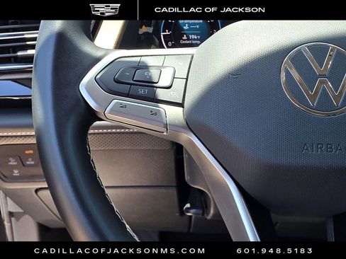 Used 2025 Volkswagen Atlas SE FWD image 10