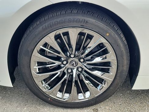 Used 2023 Lexus LS 500 500 Base image 10