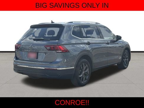Used 2022 Volkswagen Tiguan SE FWD image 5